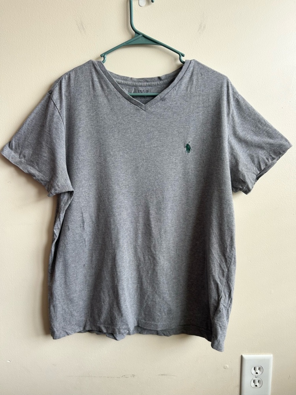 Polo Ralph Lauren Men’s Grey Classic Fit V-Neck T-Shirt L